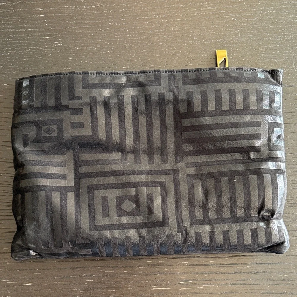 Bags by Pinky Black and Gold Geometric Cosmetic Case